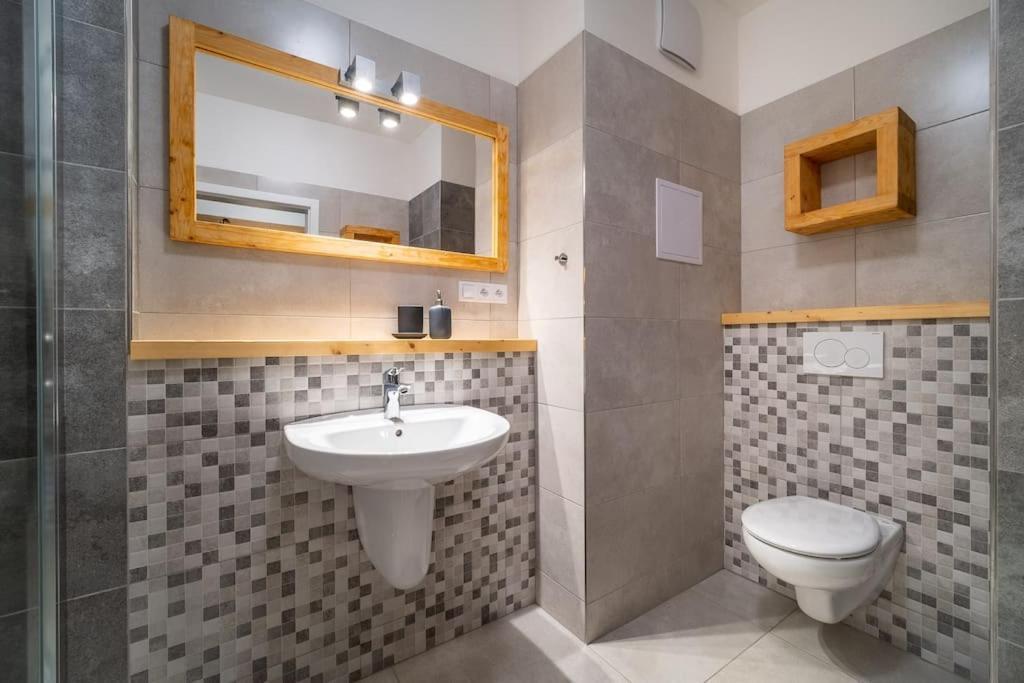 Private Cozy And Quiet Apartment Липно над Вълтава Екстериор снимка